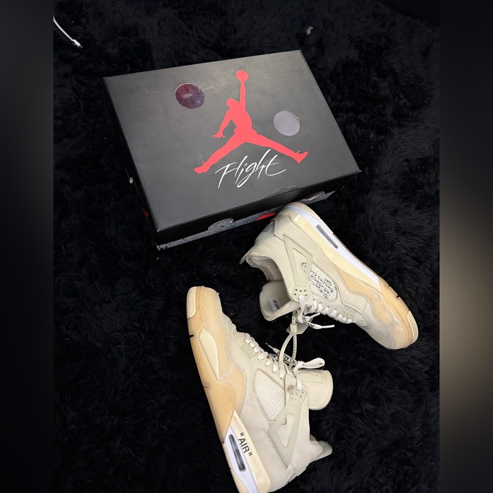 Jordan off white 4s